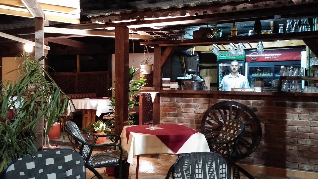 B&B Bazeni Sarajevo Exterior photo