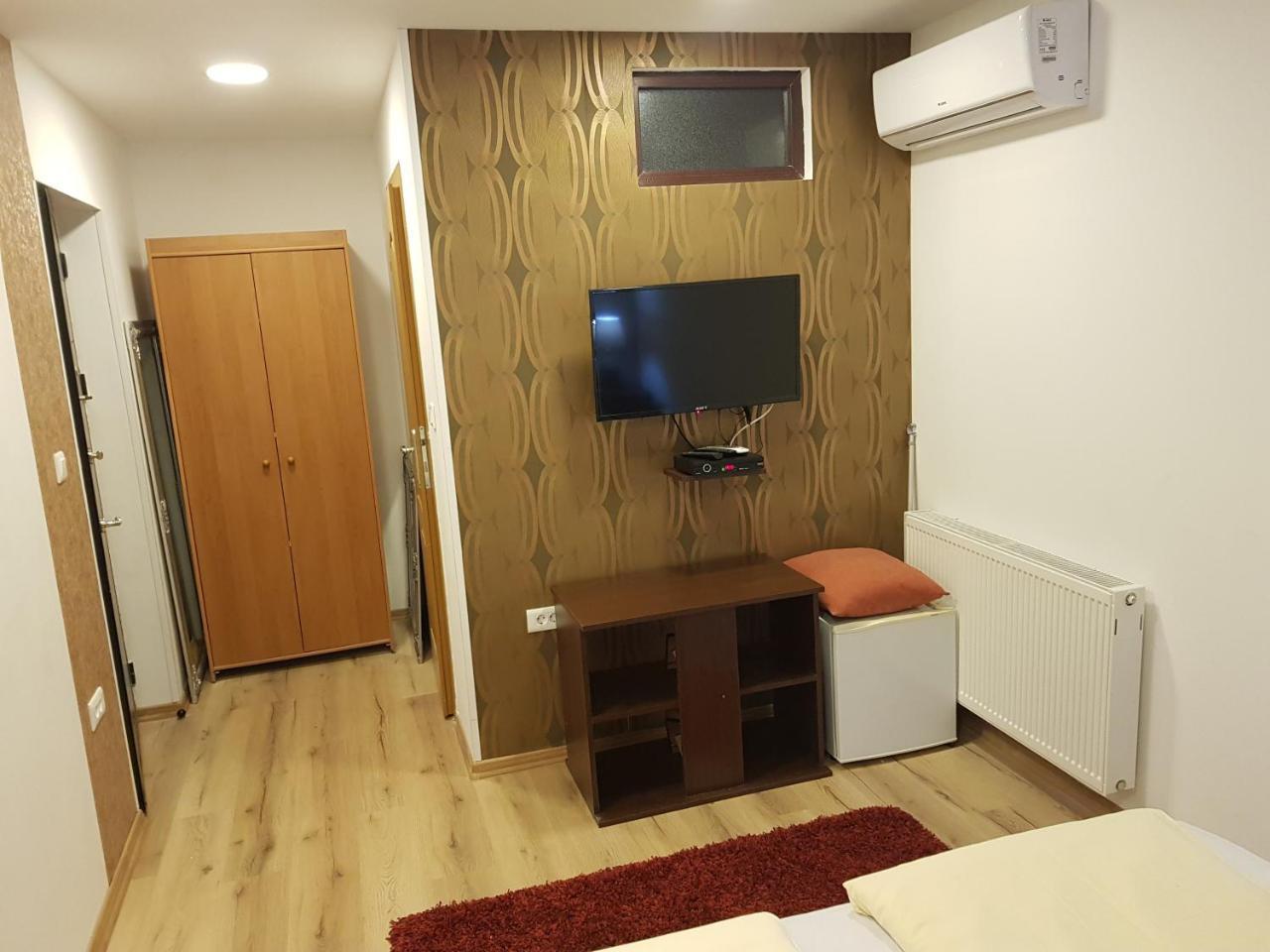 B&B Bazeni Sarajevo Exterior photo